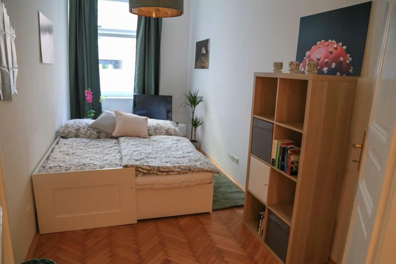 Lovely Apartment In The Heart Of غراتس المظهر الخارجي الصورة